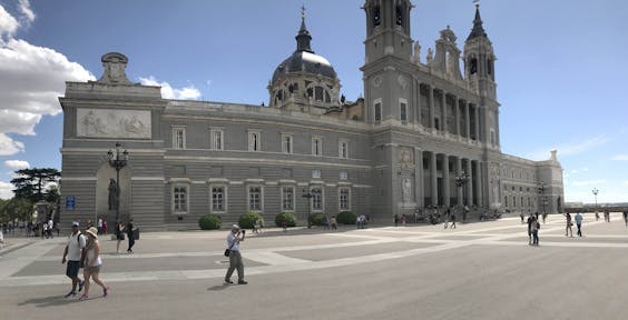 Catedral de Santa María la Real de la Almudena, Madrid. Espanha